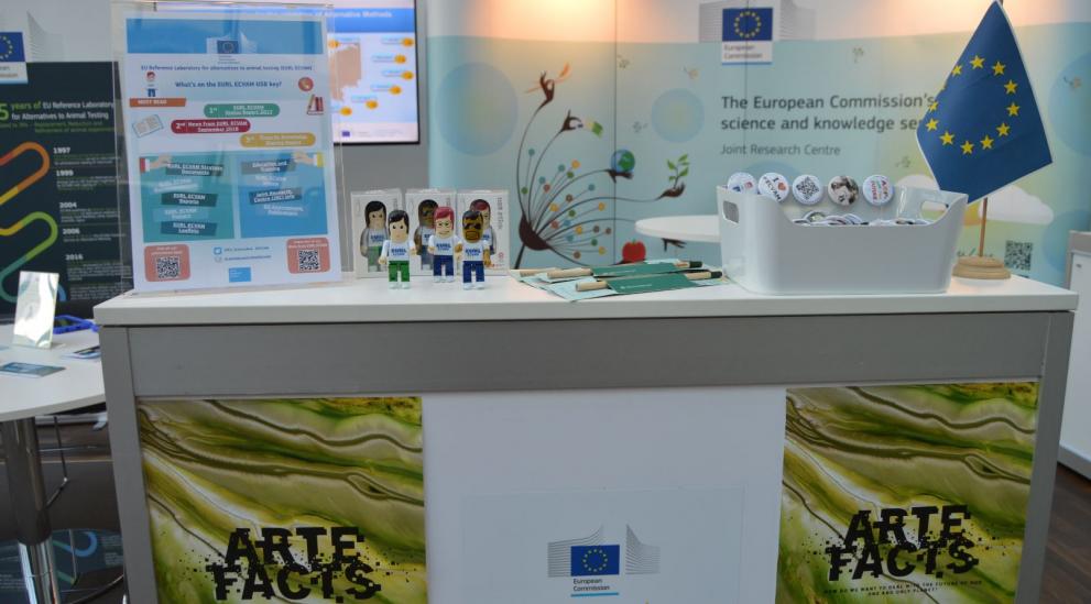 EURL ECVAM exhibition stand at the ESTIV 2018 Congress