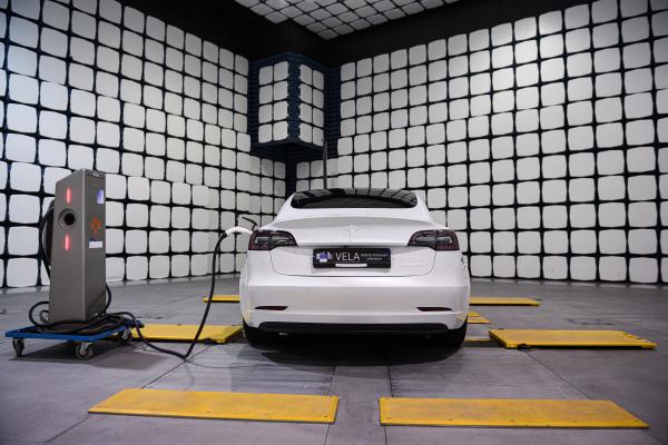 Image of electric vehicles fast charging in a lab