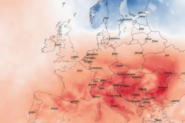 Heat map of Europe with country borders