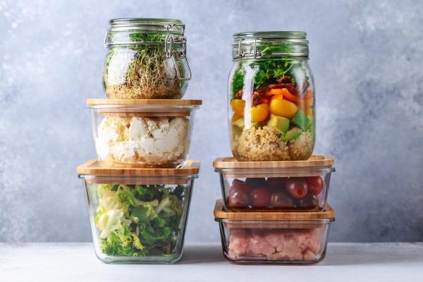 Image of glass boxes and cans with fresh food